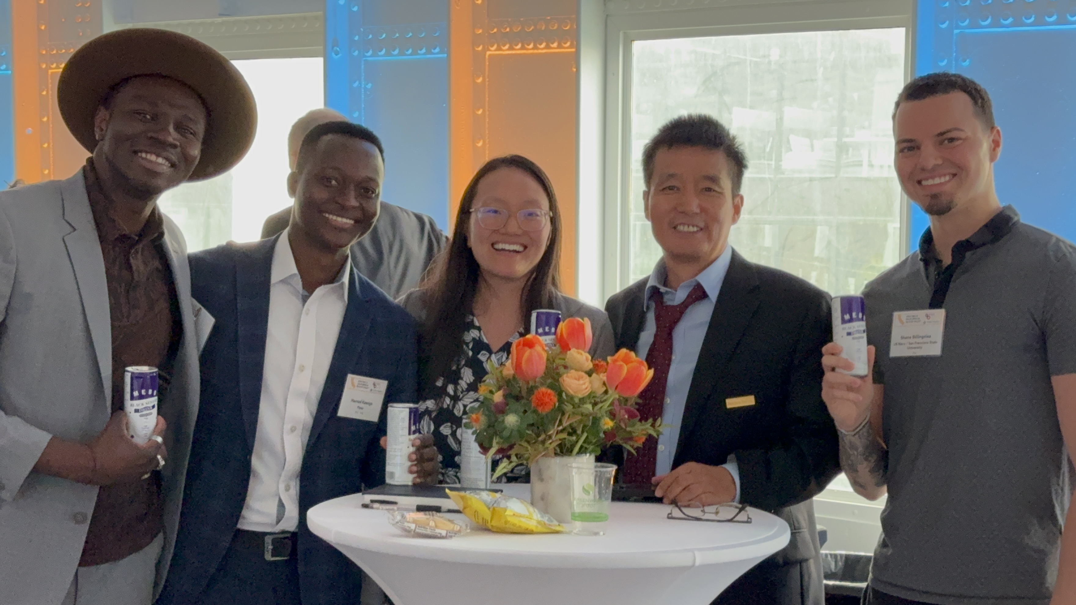 美寶再生源黑芝麻乳，APEC系列活動專供飲品。